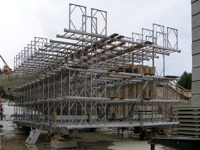 ischebeck_titan_tunnelschalwagen_trogwaende_04.jpg