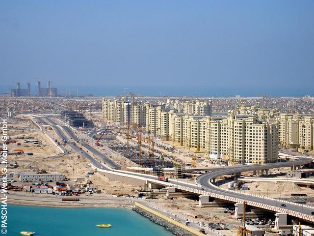 paschal_palm_jumeirah_golden_mile_01a.jpg