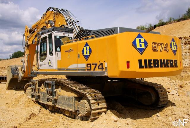 Liebherr_R974C_Litronic__6_.jpg