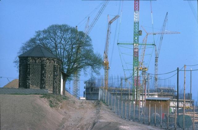 Kernkraftwerks_M_lheim_K_rlich_1976.jpg