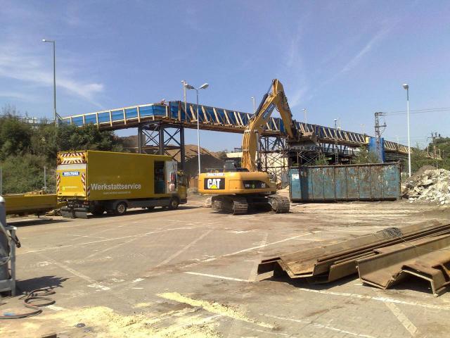 comp_05082009546.jpg