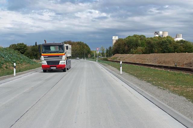 heidelberg_cement_durchgehend_bewehrte_fahrbahn_2.jpg