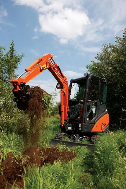 hitachi_zaxis_18_3_01.jpg