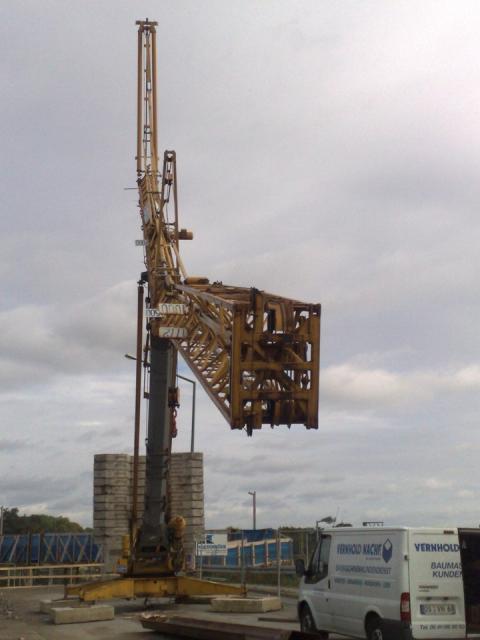 comp_30092009730.jpg