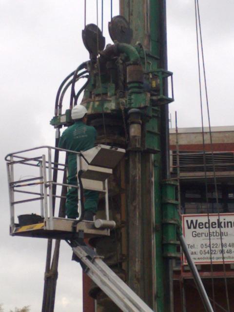 comp_271020091025.jpg