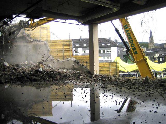 2009/11/post-701-1258136119_thumb.jpg