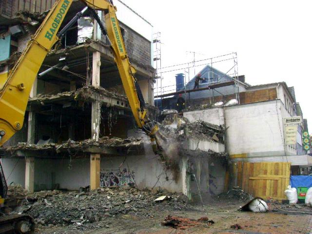 2009/11/post-701-1258199619_thumb.jpg