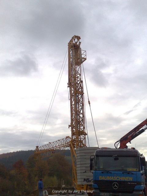 comp_281020091090.jpg