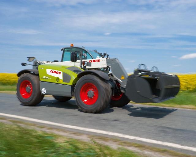 claas_6030cp_if_design_award_03.jpg