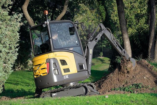 volvo_ec18c_minibagger_bauma_2010.jpg