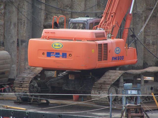 Fiat Hitachi FHK 600LF Post-7076-1264961091_thumb