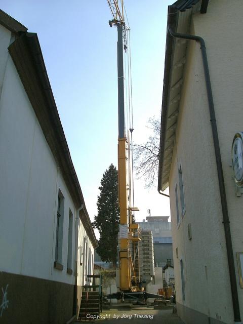 comp_1_MBKranmontage_Liebherr_32_TT_25._M_rz_2010_129.jpg