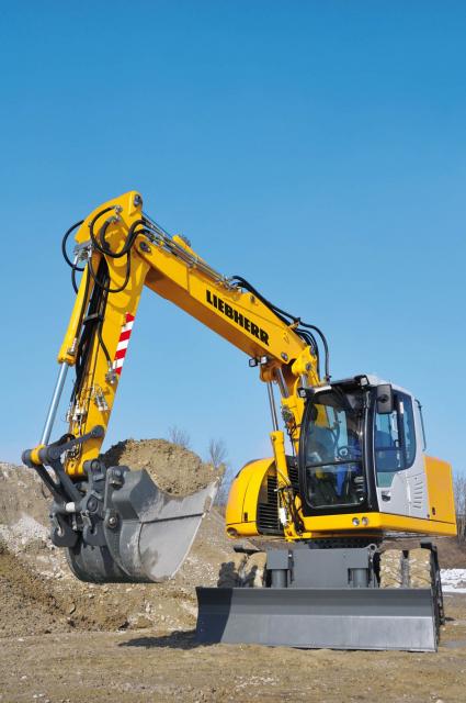 liebherr_a_900_compact.jpg