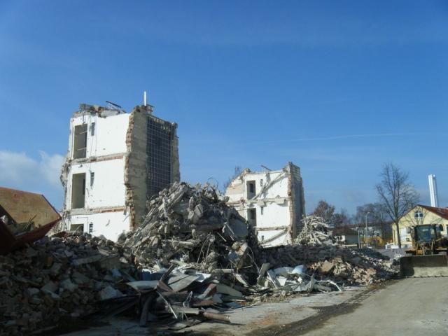 e_abbruchhaus_treppenhaus.jpg