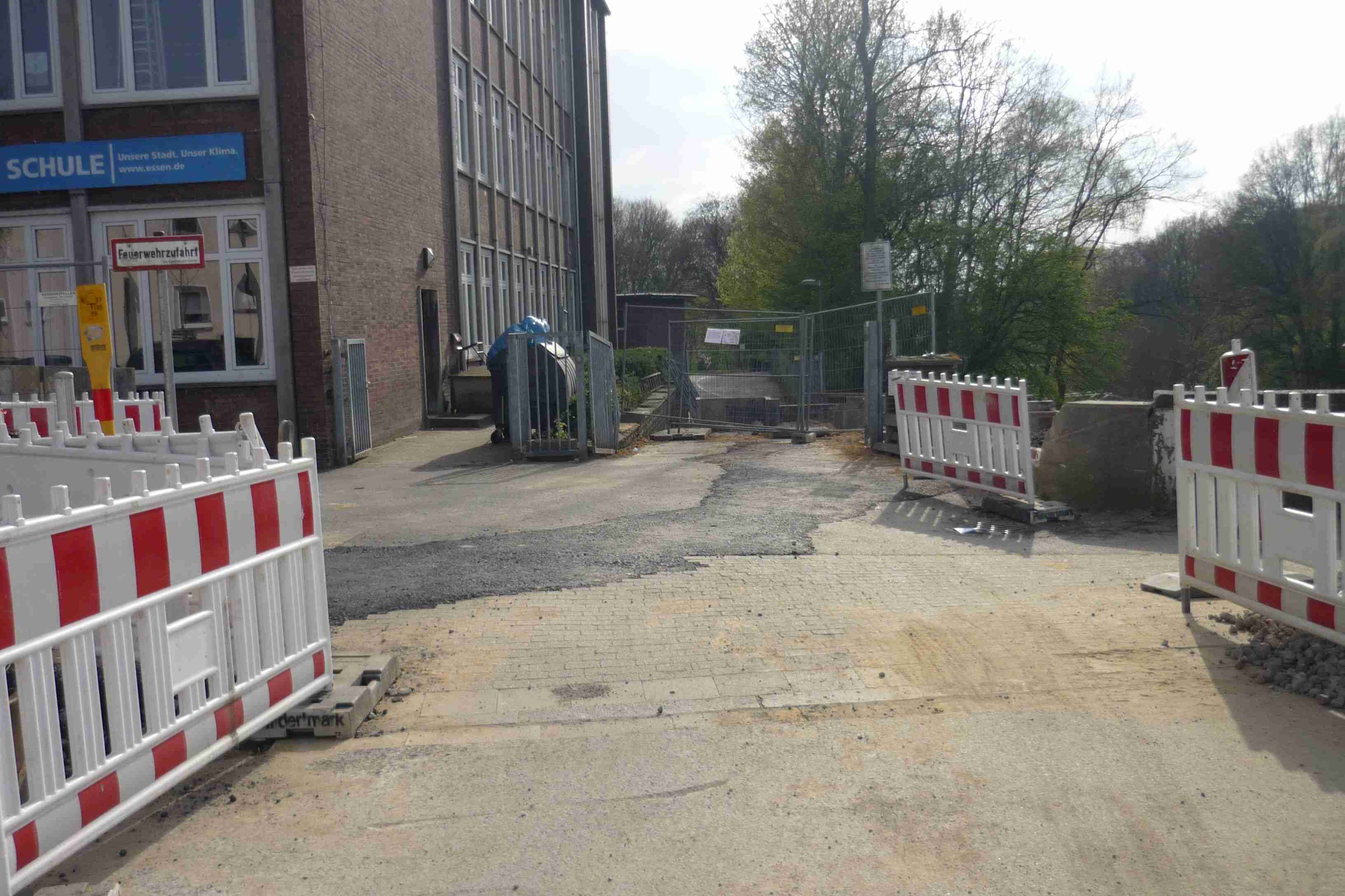Strassen und Brücken Neubau Schönscheidtstr. Essen Seite 4