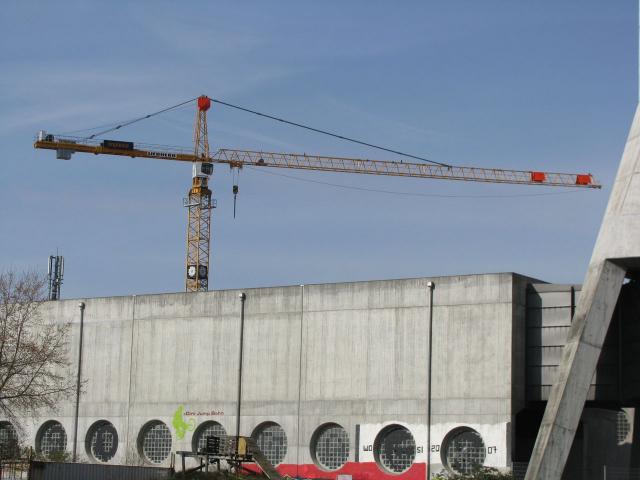 280EC_H__2_.JPG