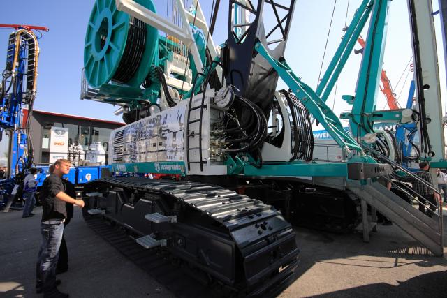 BAUMA11.JPG