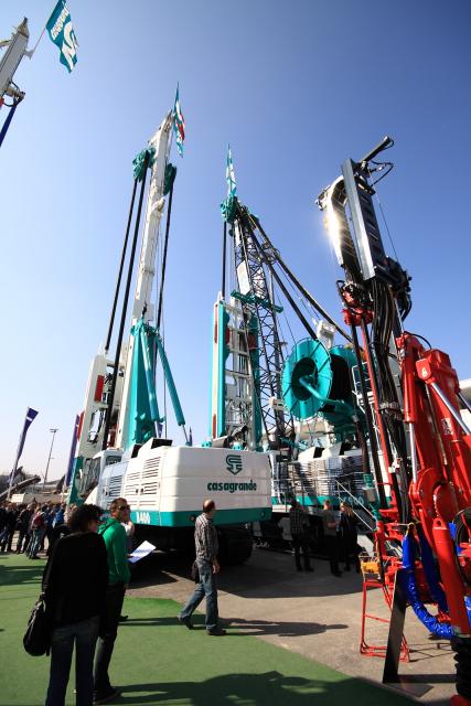 BAUMA16.JPG