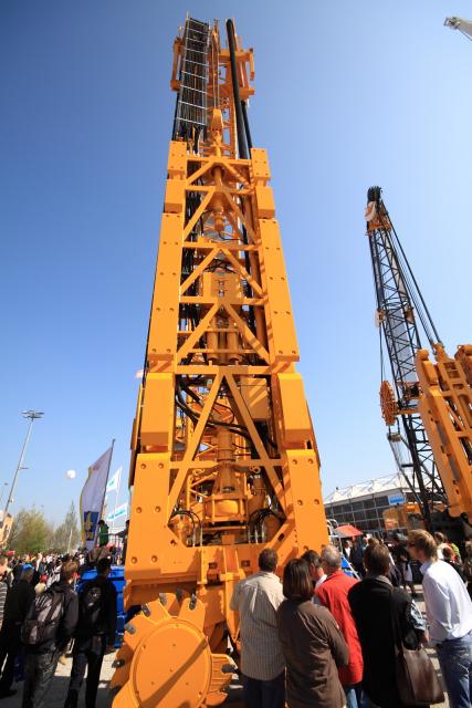 BAUMA25.JPG