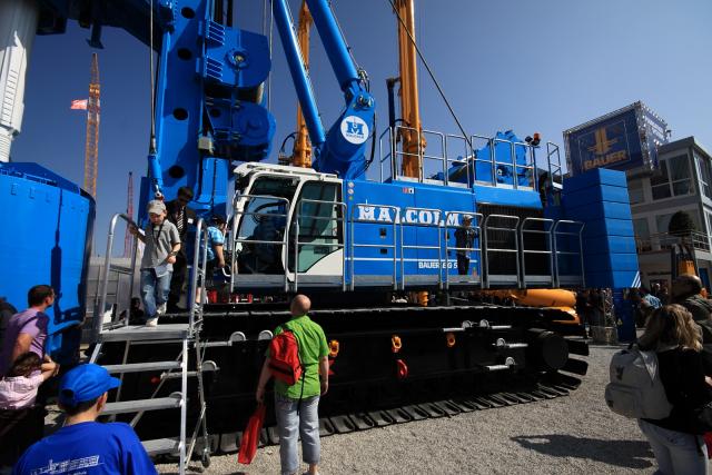 BAUMA44.JPG