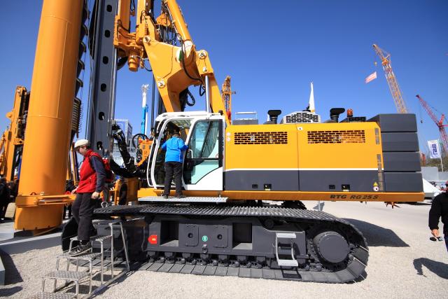 BAUMA50.JPG