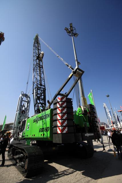BAUMA60.JPG
