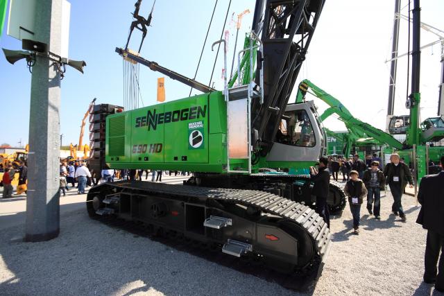 BAUMA61.JPG