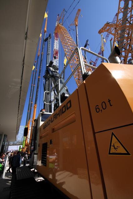 BAUMA79.JPG