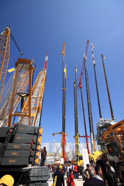 BAUMA87.JPG