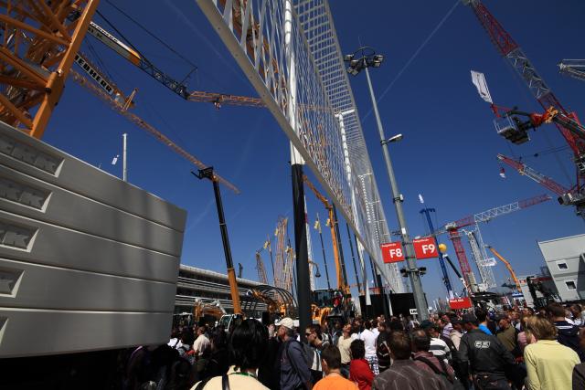 BAUMA100.JPG
