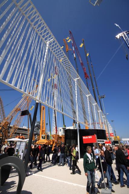 BAUMA103.JPG