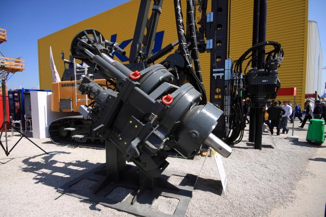 BAUMA124.JPG