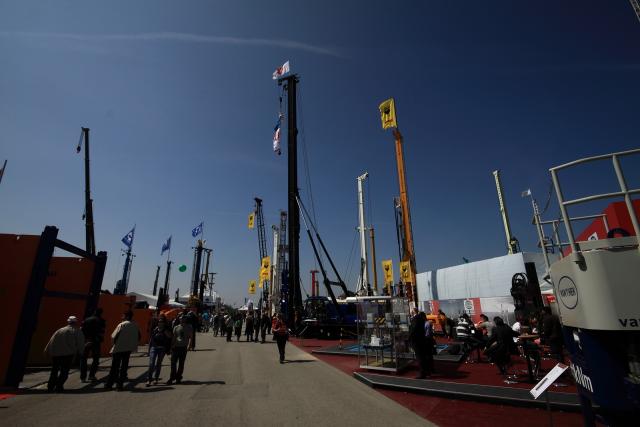 BAUMA160.JPG