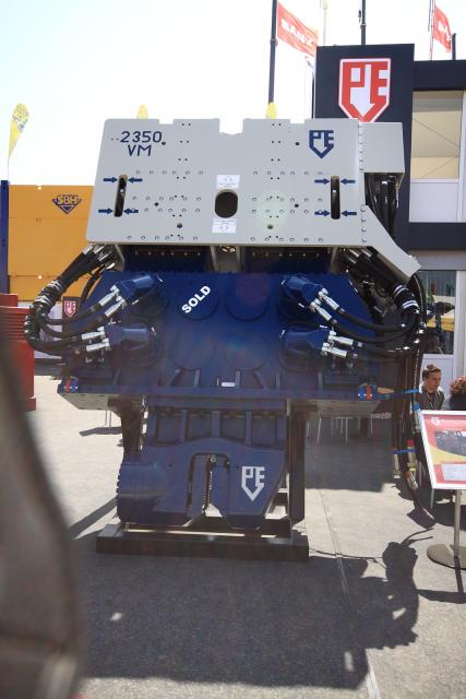 BAUMA171.JPG
