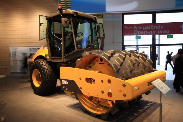 BAUMA247.JPG