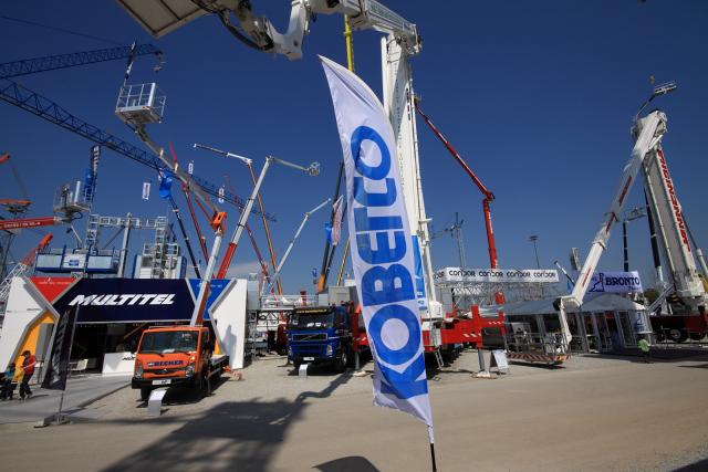 BAUMA310.JPG