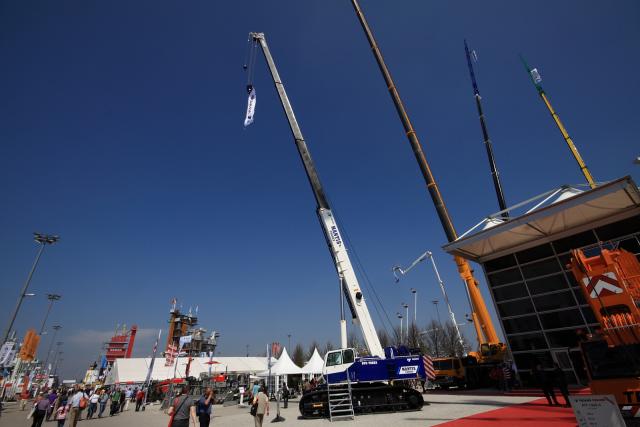 BAUMA323.JPG