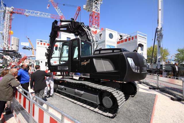 BAUMA329.JPG