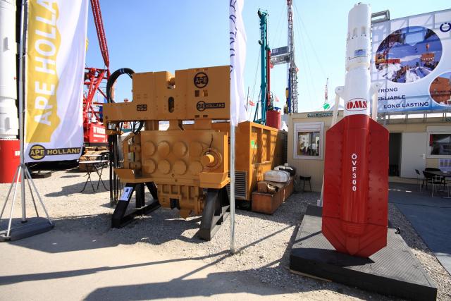 BAUMA345.JPG