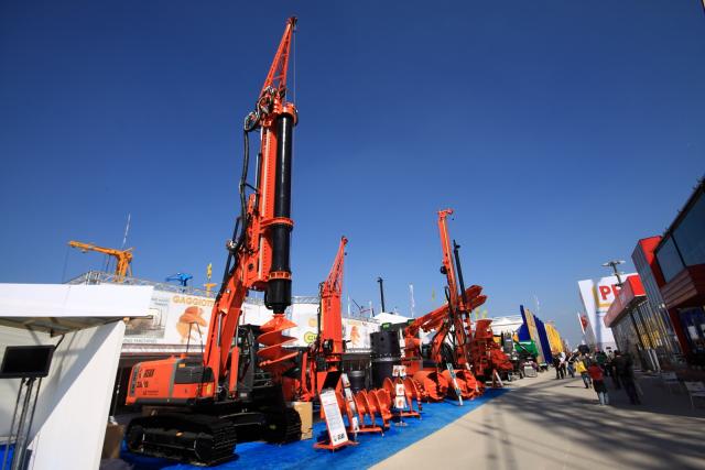 BAUMA352.JPG