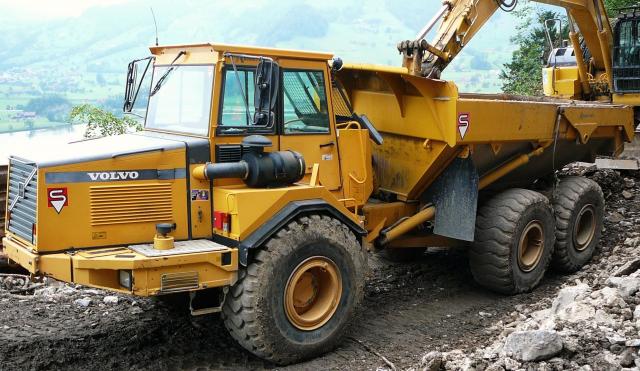 VOLVO_DUMPER_SCHELBERT_1a.jpg