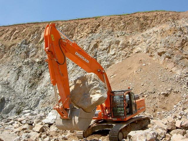 doosan_dx420lc_2.jpg