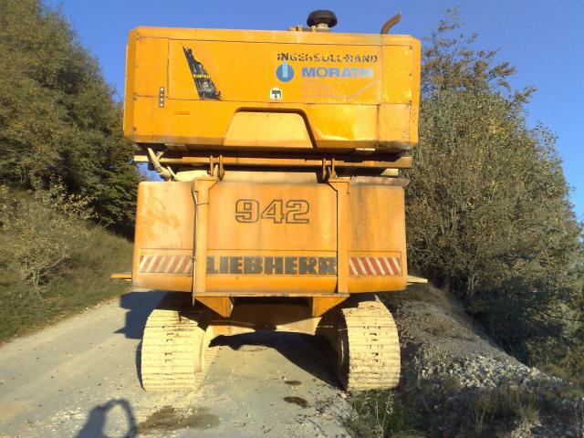 Liebherr_942_1.jpg