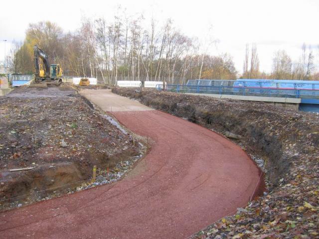 Neubau_Auffahrt_zum_Erzbahn_Radweg_an_der_Darpestr..JPG