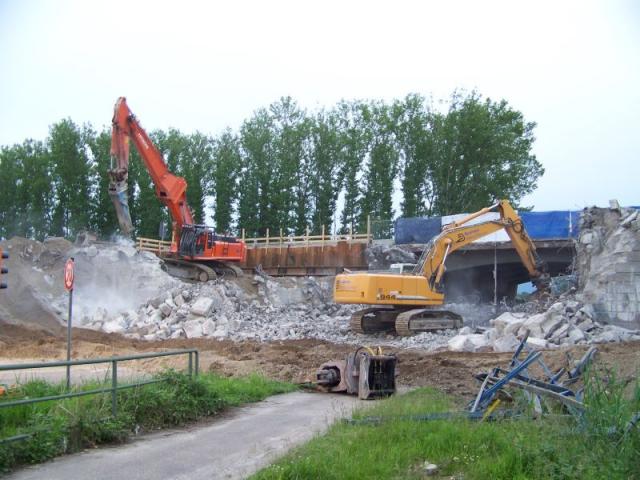 100_2004.jpg