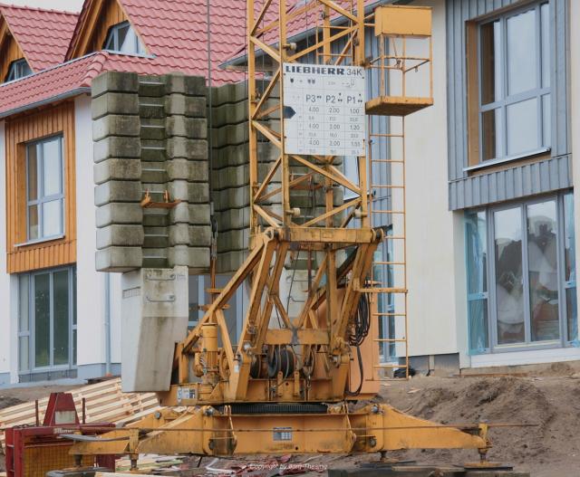 _Liebherr_34_K_12._Dezember_2010__2_.jpg