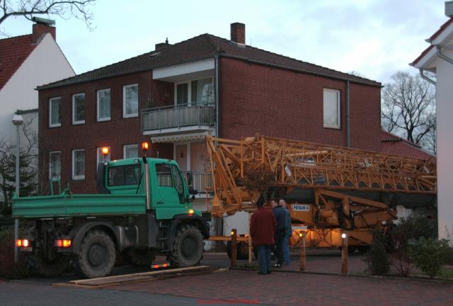 _Potain_HDT_80_Montage_in_Osnabr_ck_15._Januar_2011__42_.jpg