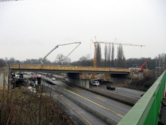 69_A40_Neubau_Br_cke_Wattenscheider_Str..JPG
