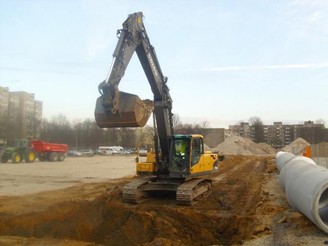 Volvo_EC_240_C_NL__Bild_1.JPG