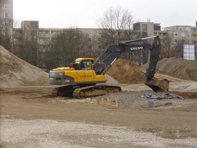 Volvo_EC_240C_NL__11.03.2011__Bild_001.JPG